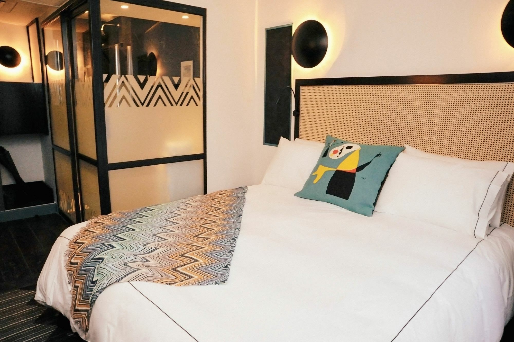 Mom'Art Hotel Παρίσι Εξωτερικό φωτογραφία