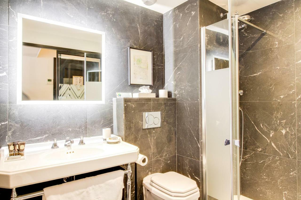 Mom'Art Hotel Παρίσι Εξωτερικό φωτογραφία